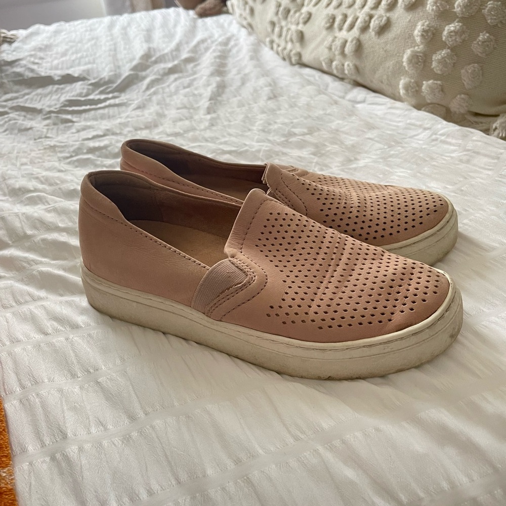 Womens shoes